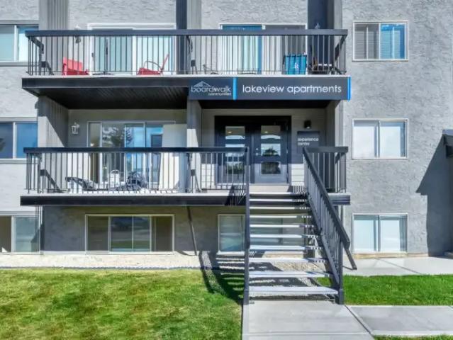 2 Bedroom Apartment Calgary AB 104256744