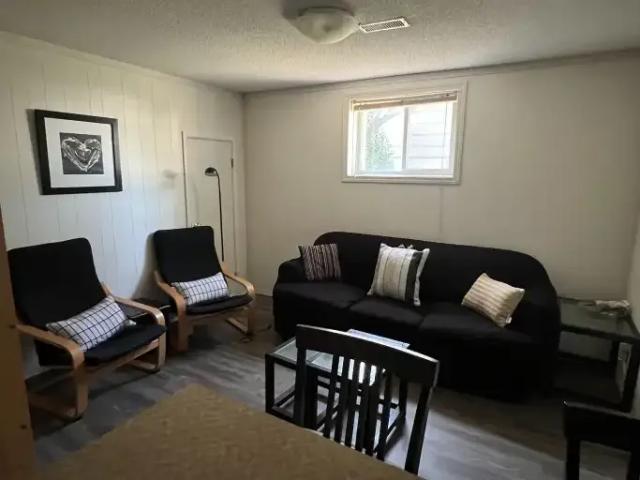 2 Bedroom Apartment Calgary AB 104256981