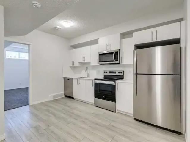 2 Bedroom Apartment Calgary AB 104292184