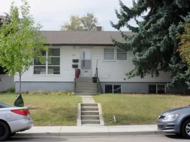 2 Bedroom Apartment Calgary AB 104292206
