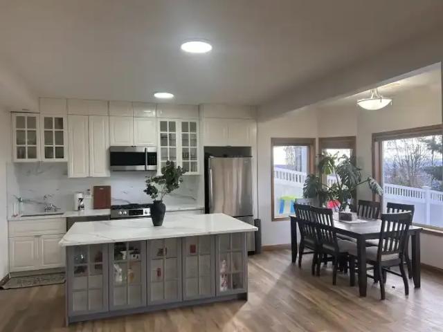 2 Bedroom Apartment Calgary AB 104292243