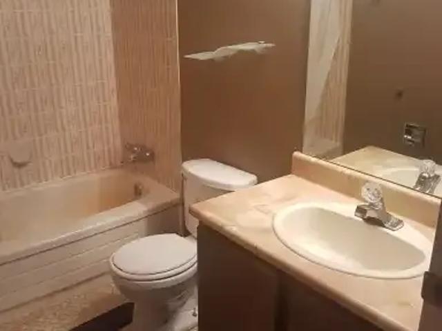2 Bedroom Apartment Calgary AB 104362587