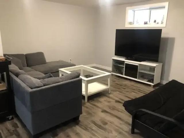 2 Bedroom Apartment Calgary AB 104362675