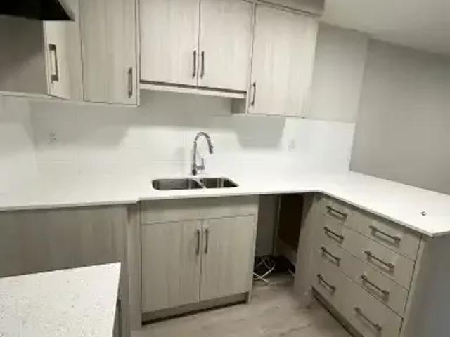 2 Bedroom Apartment Calgary AB 104401630