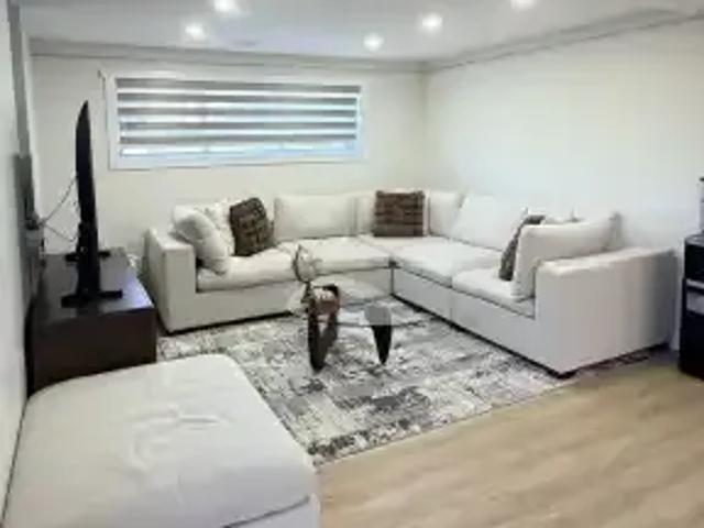 2 Bedroom Apartment Calgary AB 104401659