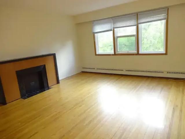 2 Bedroom Apartment Calgary AB 104434172