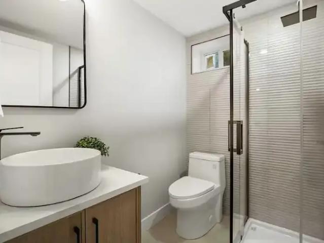 2 Bedroom Apartment Calgary AB 104434209