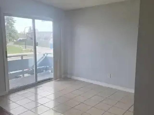 2 Bedroom Apartment Calgary AB 104434354