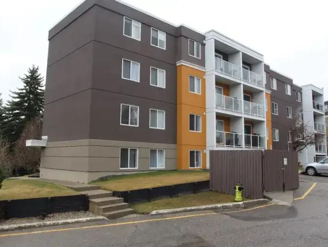 2 Bedroom Apartment Calgary AB 104470675