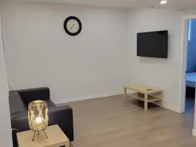 2 Bedroom Apartment Calgary AB 104711070