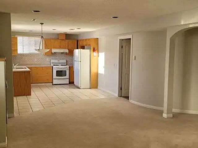 2 Bedroom Apartment Calgary AB 104753829