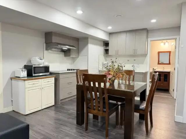 2 Bedroom Apartment Calgary AB 104841745