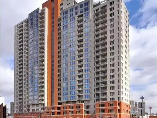 2 Bedroom Apartment Calgary AB 104863776