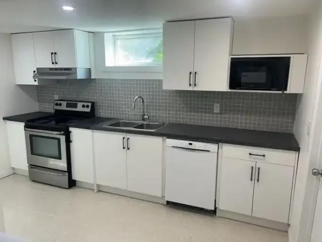 2 Bedroom Apartment Calgary AB 104895136