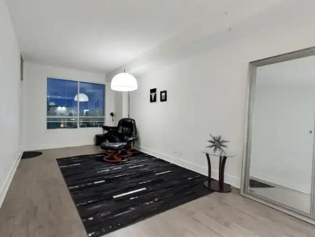 2 Bedroom Apartment Calgary AB 104940749