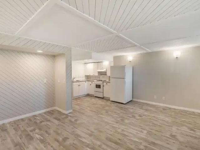 2 Bedroom Apartment Calgary AB 105004662