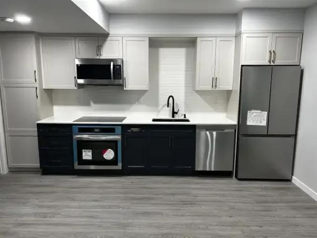 2 Bedroom Apartment Calgary AB 101554578