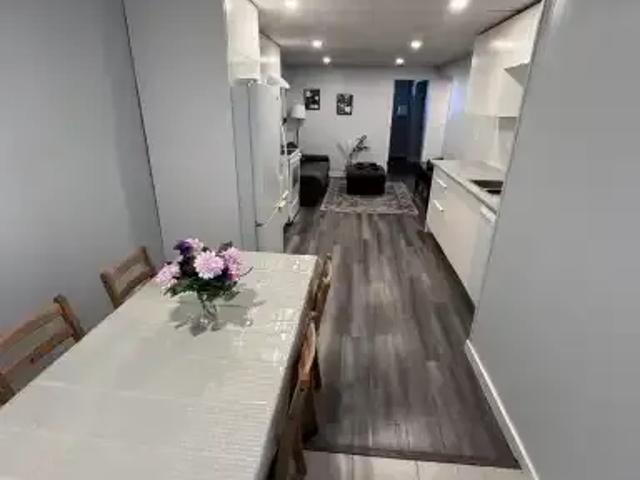 2 Bedroom Apartment Calgary AB 102243046