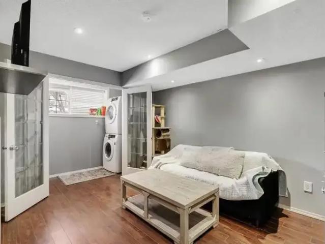 2 Bedroom Apartment Calgary AB 102339027