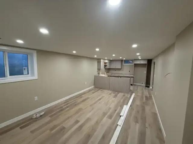 2 Bedroom Apartment Calgary AB 102770909