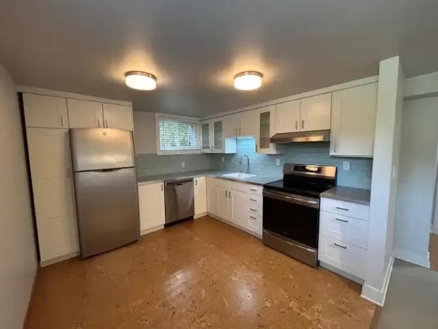 2 Bedroom Apartment Calgary AB 102811563