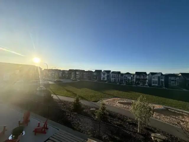 2 Bedroom Apartment Calgary AB 102847080
