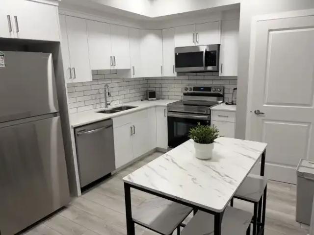 2 Bedroom Apartment Calgary AB 103301337