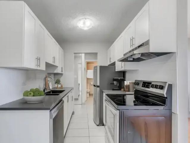 2 Bedroom Apartment Calgary AB 103652737