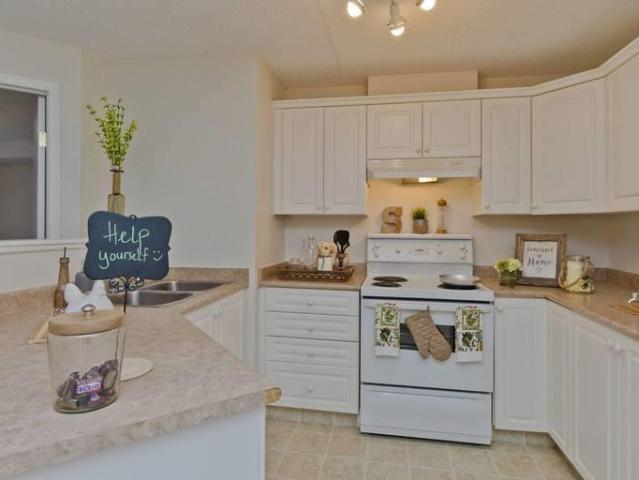 2 Bedroom Apartment Calgary AB 95207893