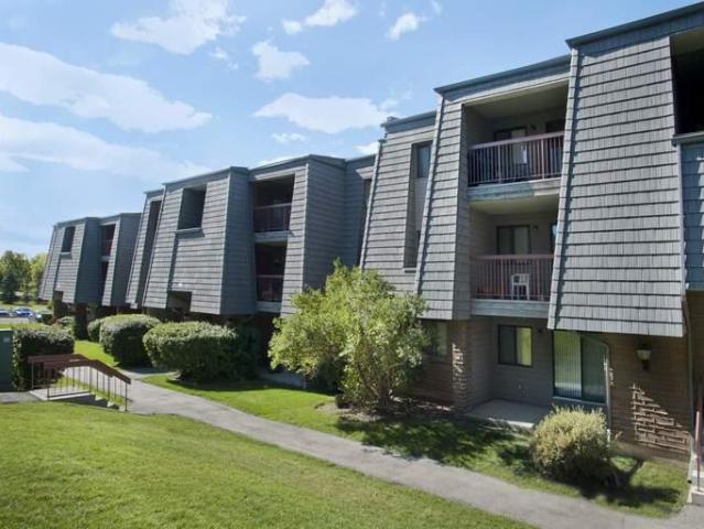 2 Bedroom Apartment Calgary AB 96586214