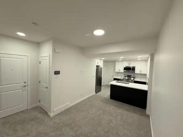 2 Bedroom Apartment Calgary AB LS100940981