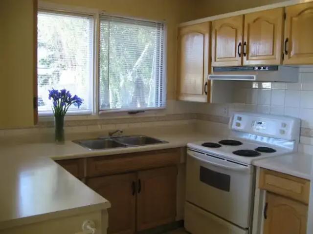2 Bedroom Apartment Calgary AB LS101986647