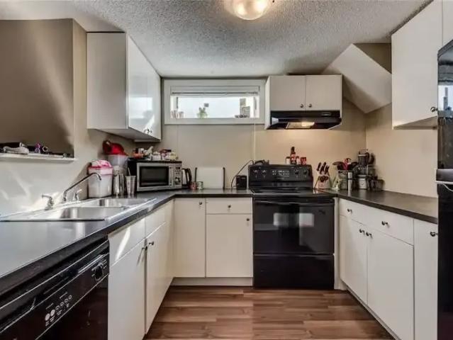 2 Bedroom Apartment Calgary AB LS101986672