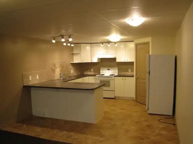 2 Bedroom Apartment Calgary AB LS102752518