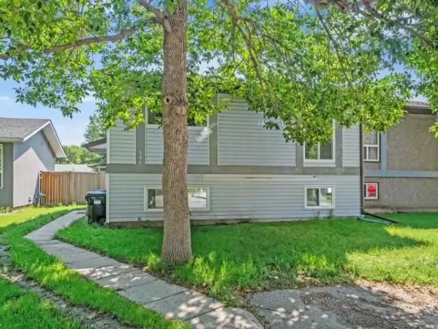 2 Bedroom Apartment Calgary AB LS102846255