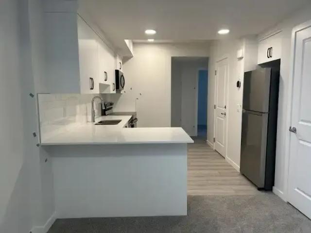 2 Bedroom Apartment Calgary AB LS102915447