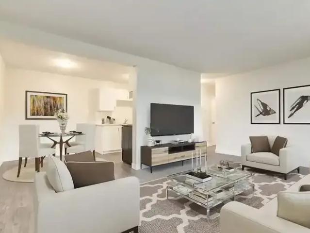2 Bedroom Apartment Camrose AB 104862693