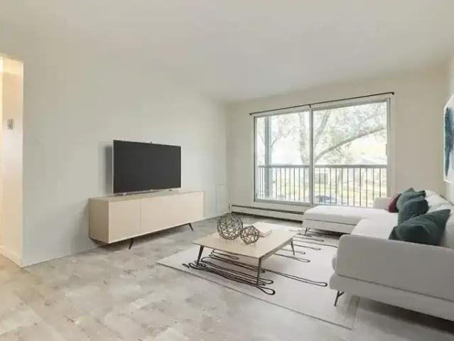 2 Bedroom Apartment Camrose AB 103878596
