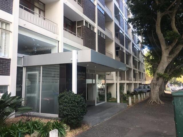 2 Bedroom Apartment Cape Town Western Cape LS88677175