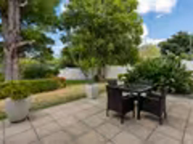2 Bedroom Apartment Constantia Constantia 103687705