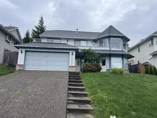2 Bedroom Apartment Coquitlam BC 101300632