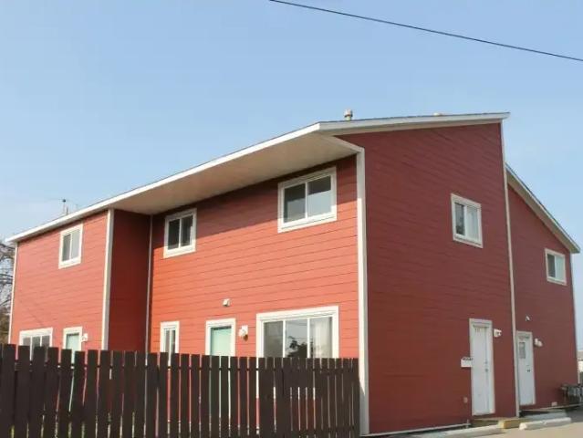 2 Bedroom Apartment Dawson Creek BC LS101985447