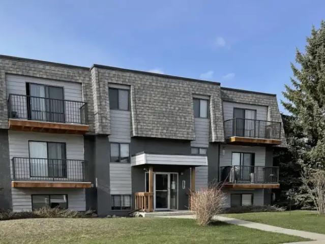 2 Bedroom Apartment Diamond Valley AB 103030614