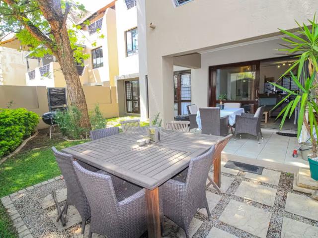 2 Bedroom Apartment Douglasdale Douglasdale 103742948