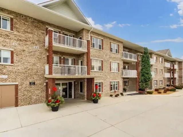 2 Bedroom Apartment Exeter ON 101215417