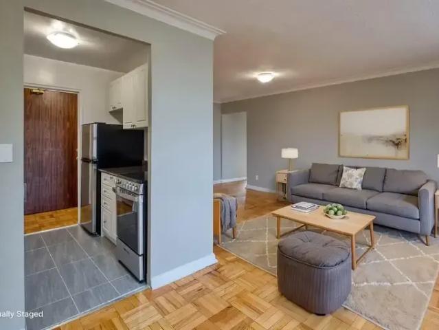 2 Bedroom Apartment East York ON 91238900