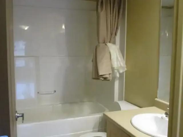2 Bedroom Apartment Edmonton AB LS102915076