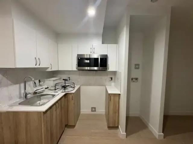 2 Bedroom Apartment Edmonton AB LS103011754