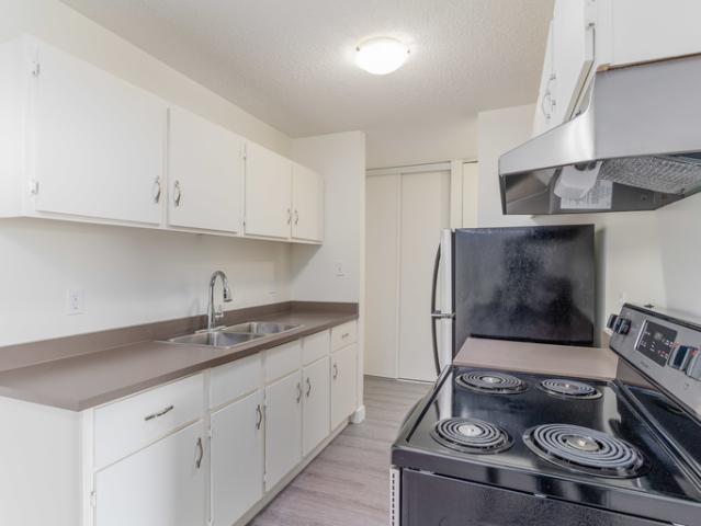 2 Bedroom Apartment Edmonton AB LS93581741