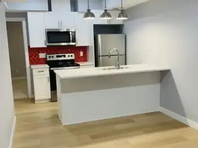 2 Bedroom Apartment Edmonton AB 102143850